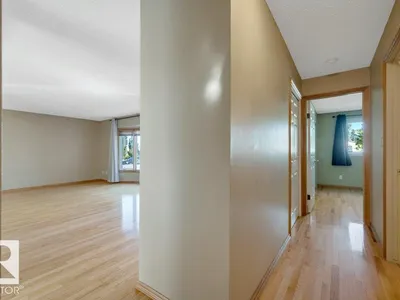 3506 44 ST photo 24
