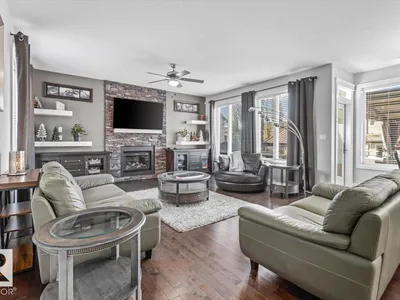 4289 SUMMERLAND DR photo 10