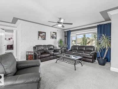 4289 SUMMERLAND DR photo 18