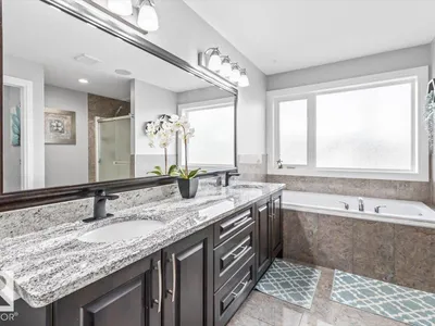 4289 SUMMERLAND DR photo 22