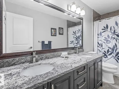 4289 SUMMERLAND DR photo 27