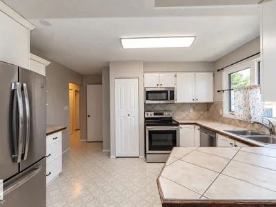 17311 107 ST NW photo 13