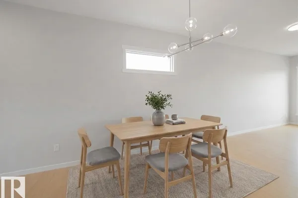 326 172 AV NW photo 3