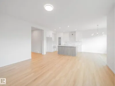 947 18 AV NW photo 29