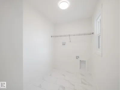 947 18 AV NW photo 34