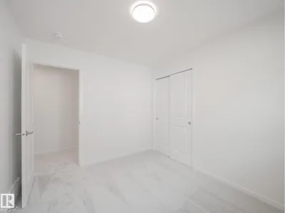 947 18 AV NW photo 47