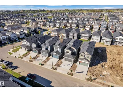 3604 44 AV photo 49