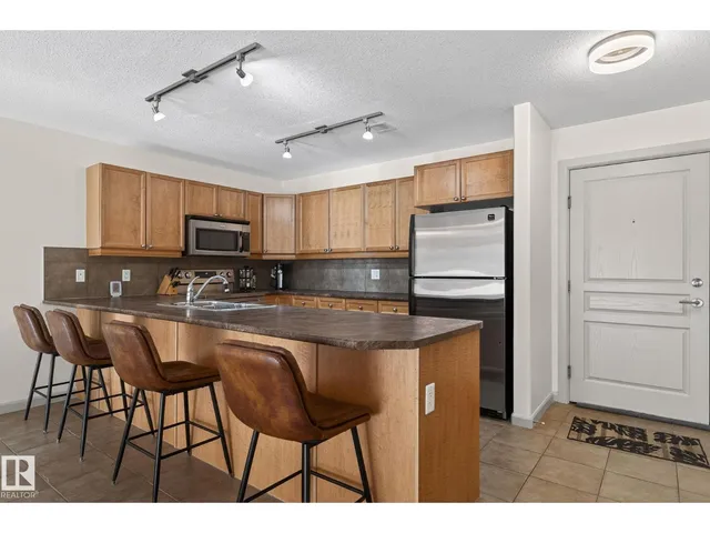 #222 400 PALISADES WY, Sherwood Park