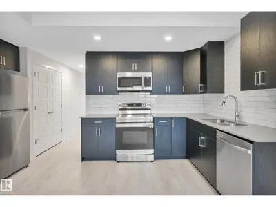 5239 - 5245 21A AV SW SW photo 31