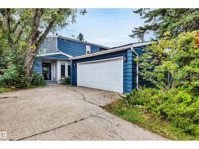 67 WOODLANDS RD, St. Albert