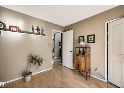67 WOODLANDS RD photo 23