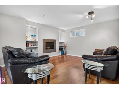 20853 92A AV NW photo 41