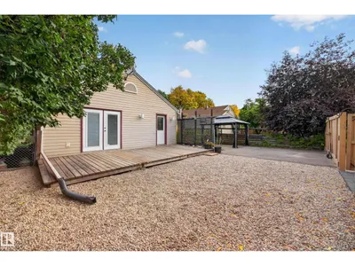 9615 75 AV NW photo 44