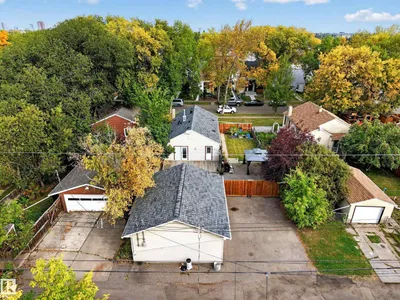 9615 75 AV NW photo 53