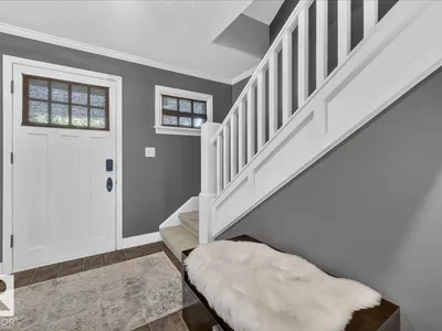 10549 130 ST NW photo 12