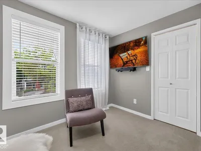 10549 130 ST NW photo 38