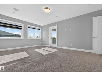 11167 62 AV NW photo 32