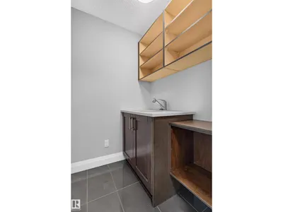 11167 62 AV NW photo 41