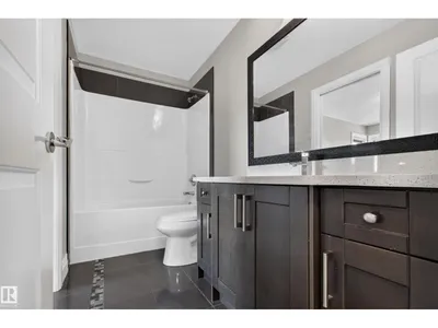 11167 62 AV NW photo 46