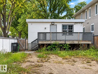 11901 63 ST NW photo 7