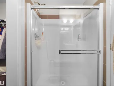 #89 603 WATT BV SW photo 12