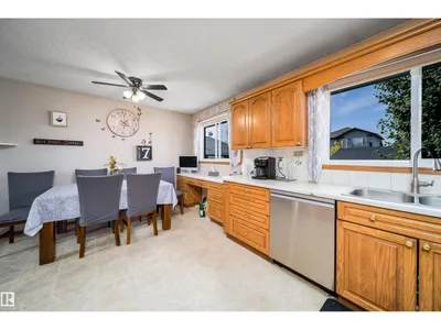 4104 44 ST photo 12