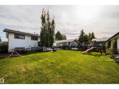 4104 44 ST photo 36