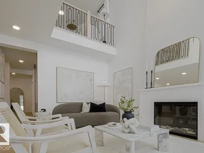 18708 19 AV NW photo 19