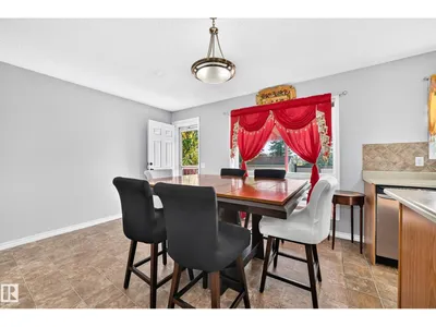 80 BIRCHMONT DR photo 14