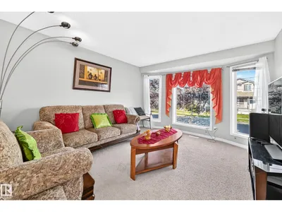 80 BIRCHMONT DR photo 23