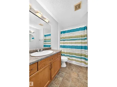 80 BIRCHMONT DR photo 36