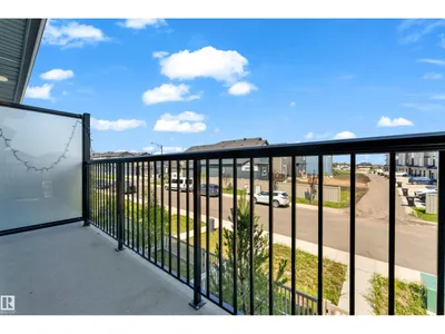 22711 84 AV NW photo 24