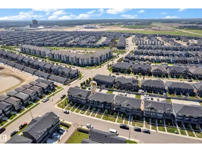 22711 84 AV NW photo 38