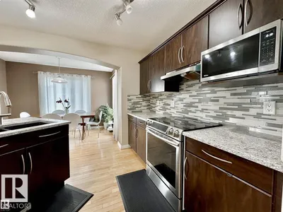 16246 48 ST NW photo 9