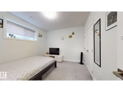 1103 30 ST NW photo 40