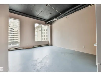 #701 10024 JASPER AV NW photo 10