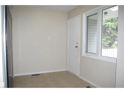 83 AMBERLY CO NW photo 11