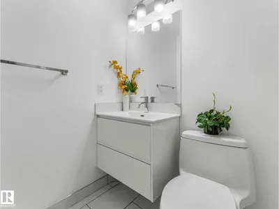 #305 10504 99 AV NW NW photo 22