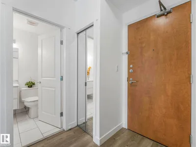 #305 10504 99 AV NW NW photo 27