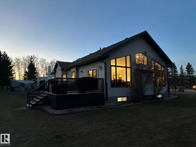 27519 79 AV photo 10