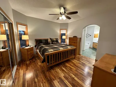 27519 79 AV photo 40