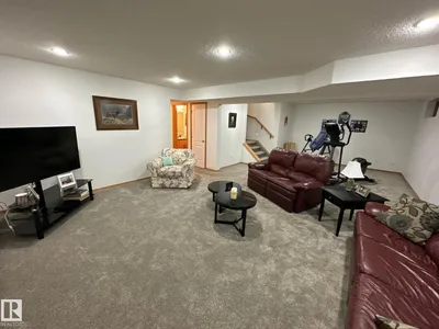 27519 79 AV photo 53