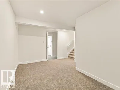18325 66 AV NW photo 29