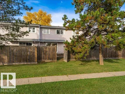 18325 66 AV NW photo 40
