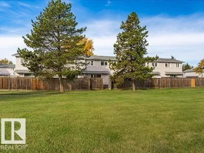 18325 66 AV NW photo 41