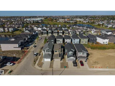 6230 45 AV photo 43