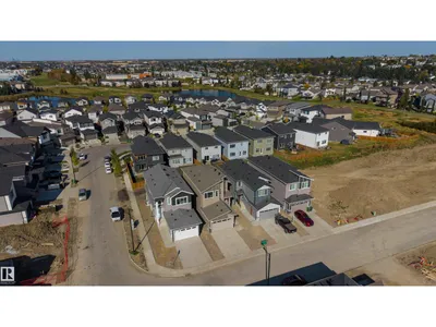 6230 45 AV photo 44