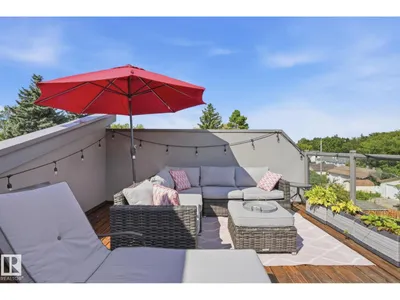 10413 145 ST NW photo 32