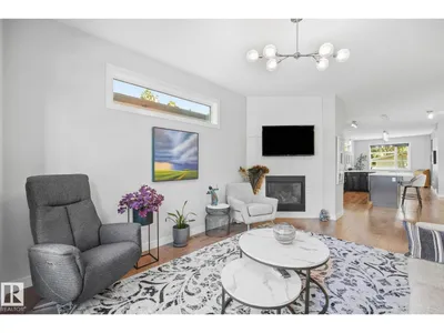 10413 145 ST NW photo 5