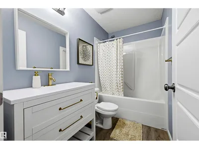 8903 176 AV NW photo 28